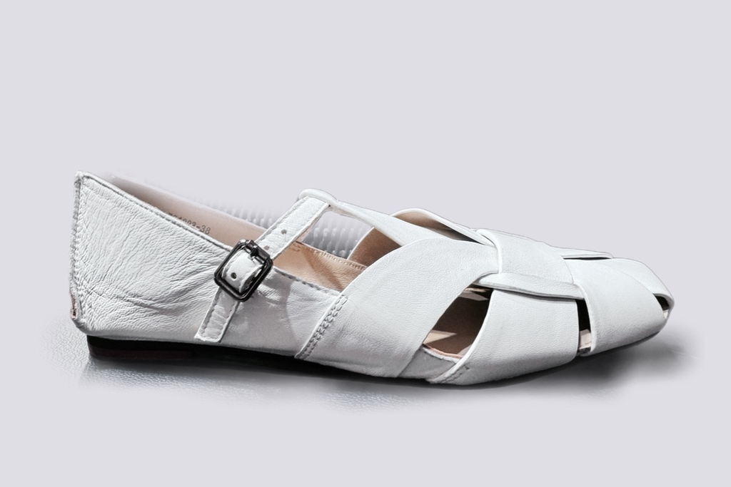 Yuko Imanishi+ White 27003