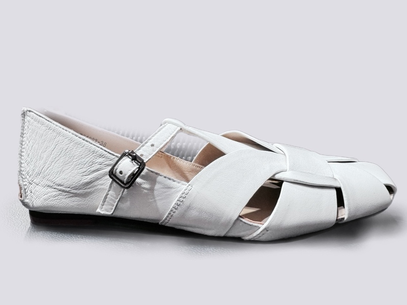 Yuko Imanishi+ White 27003