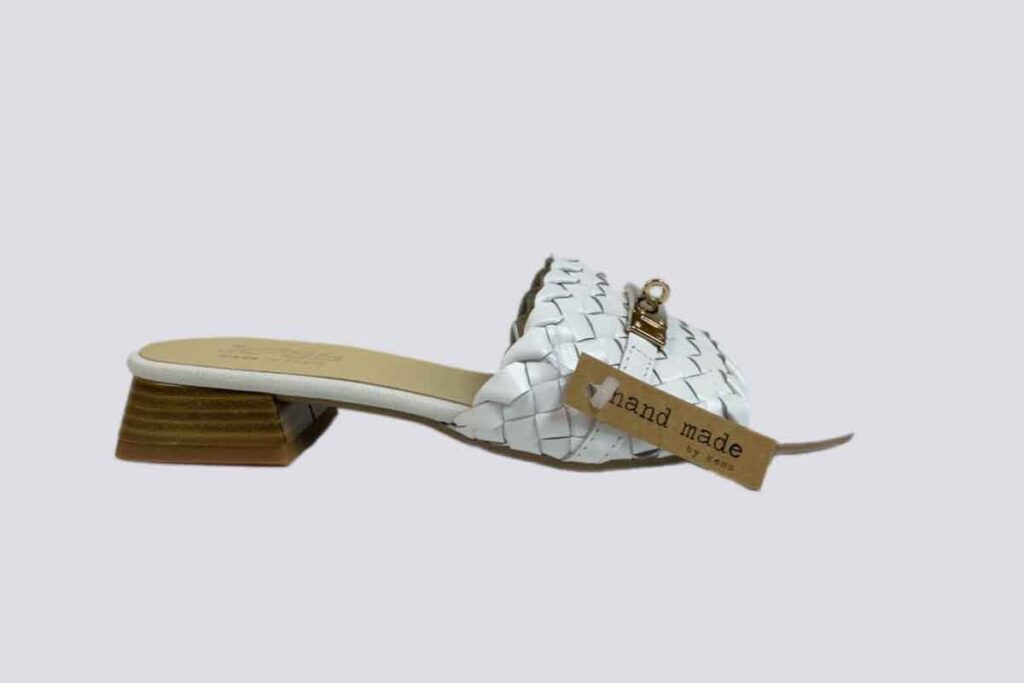 KESS BLANCO  25500
