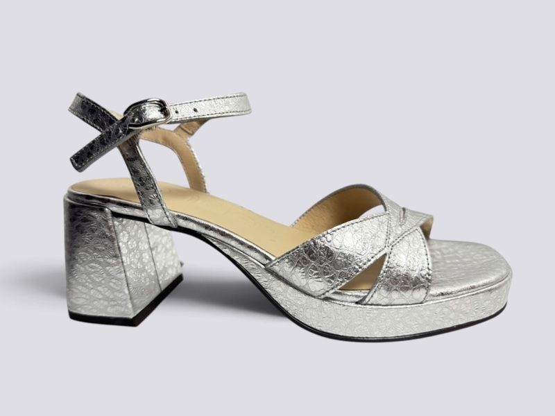 Wonders  PLATA  27820