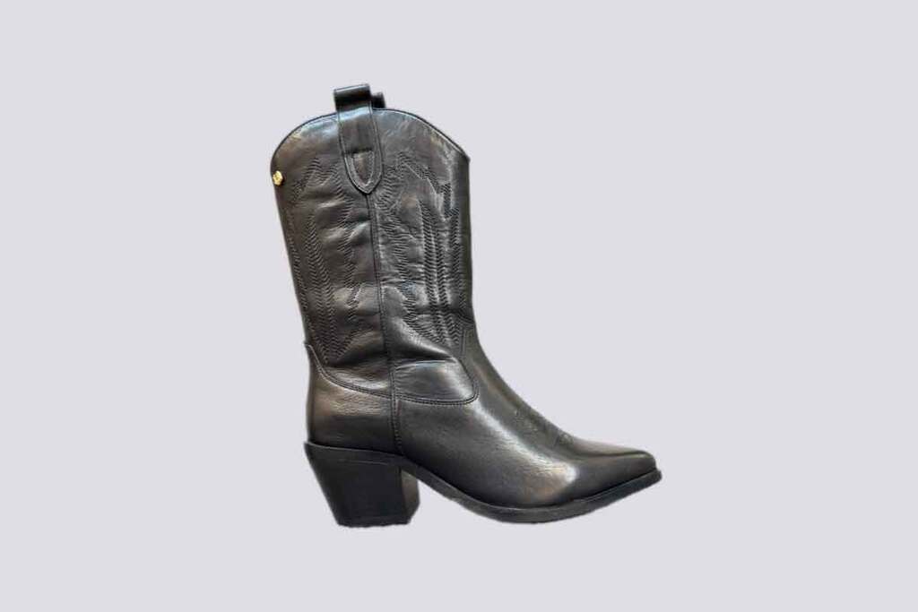 CARMELA  BLACK  25774