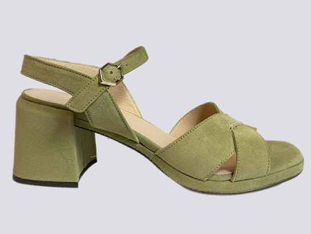 23802	 WONDERS  green suede sandals