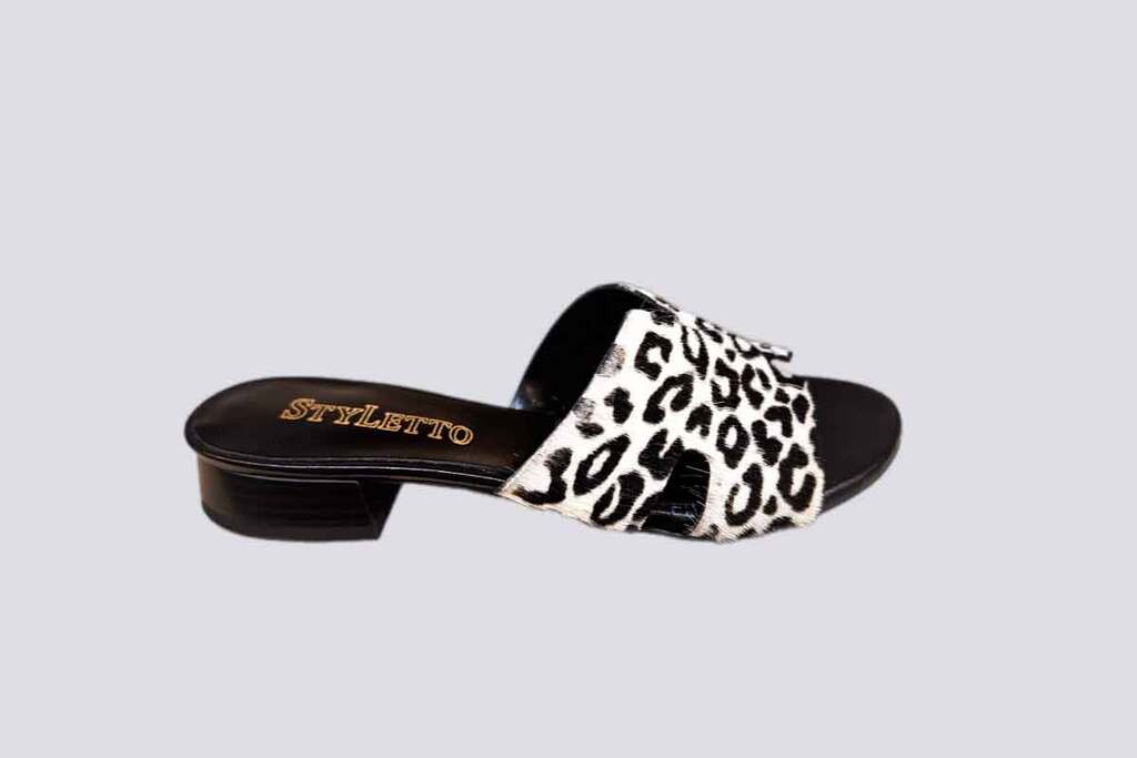Kess BLK  26757