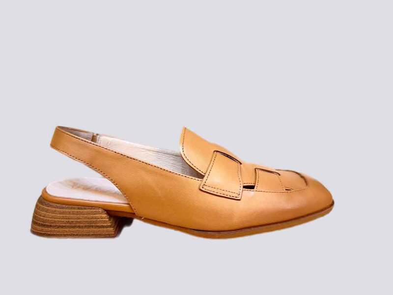 Wonders Cuero  26130