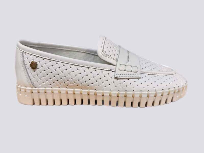 Carmela WHITE  26303