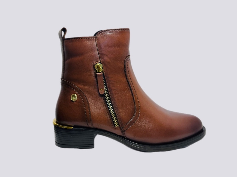 Carmela CAMEL  26017