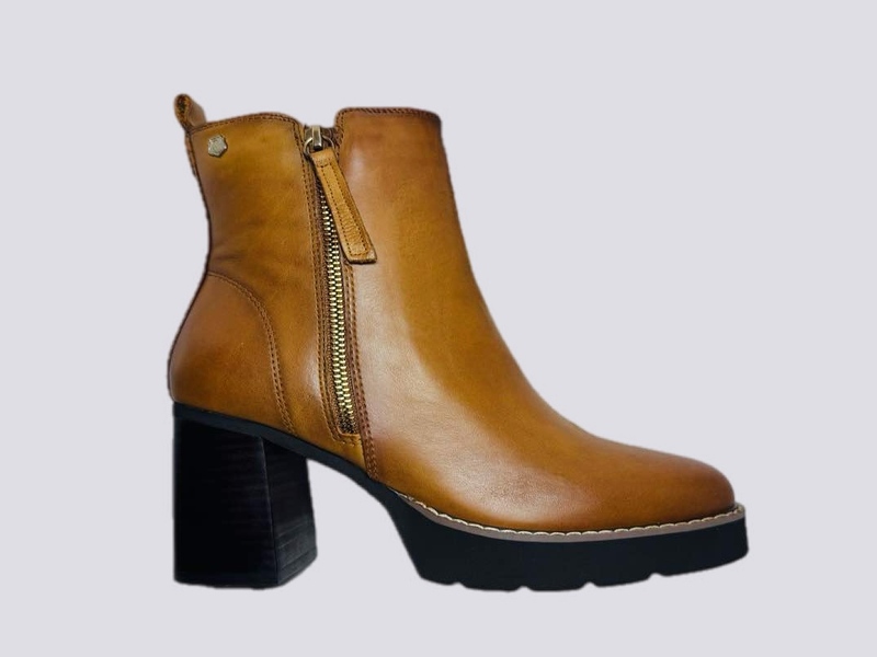 Carmela BLACK  26602