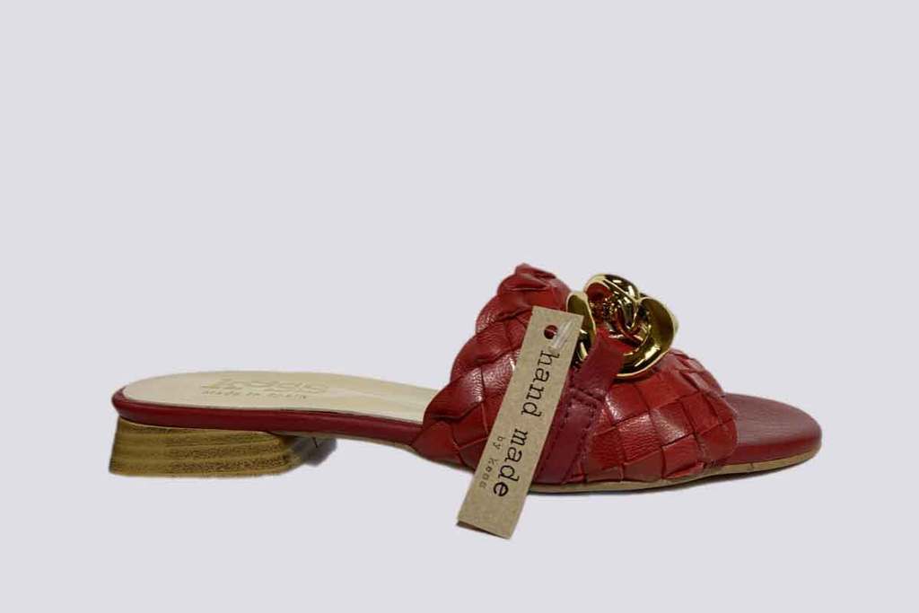 Woven Slide with gold chain By KESS in ROUGE 24660