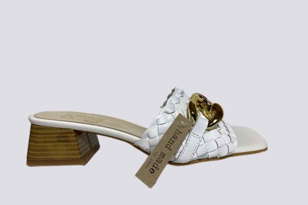 Woven Mule with gold chain By KESS WHITE 24691