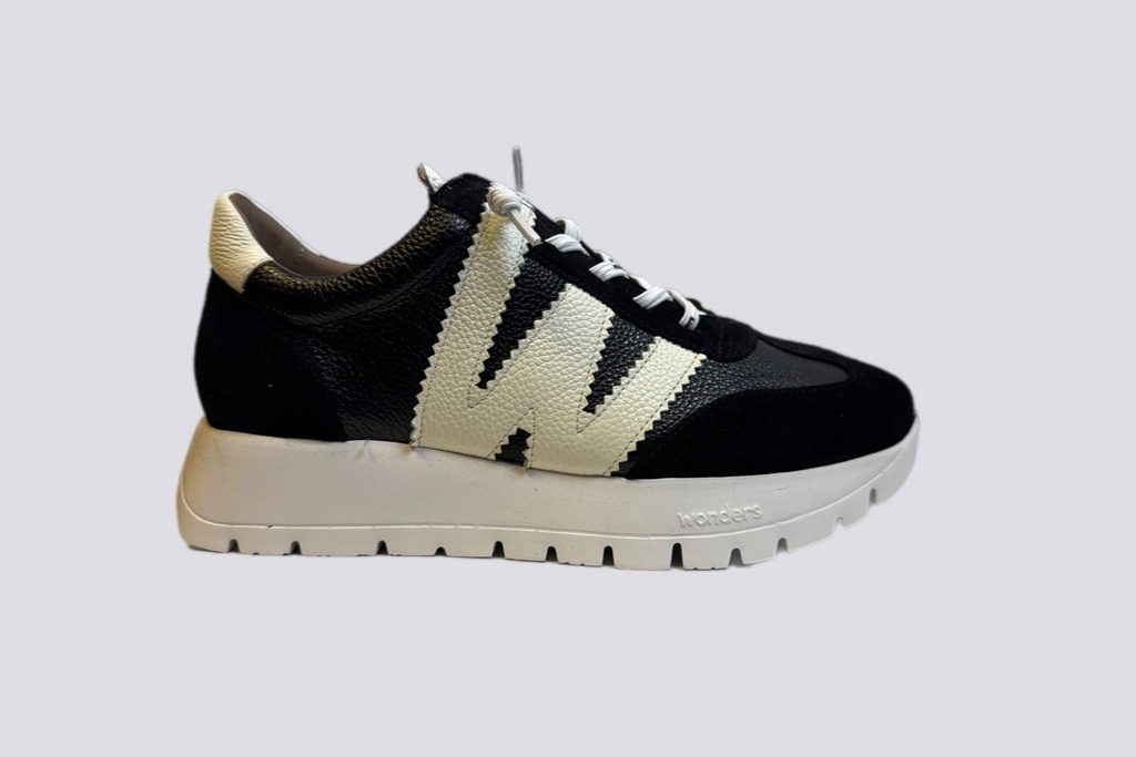 WONDERS Black  26476